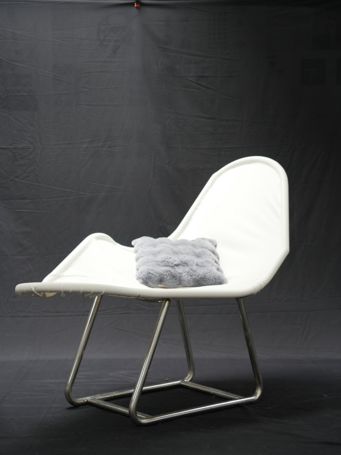 Y Chair